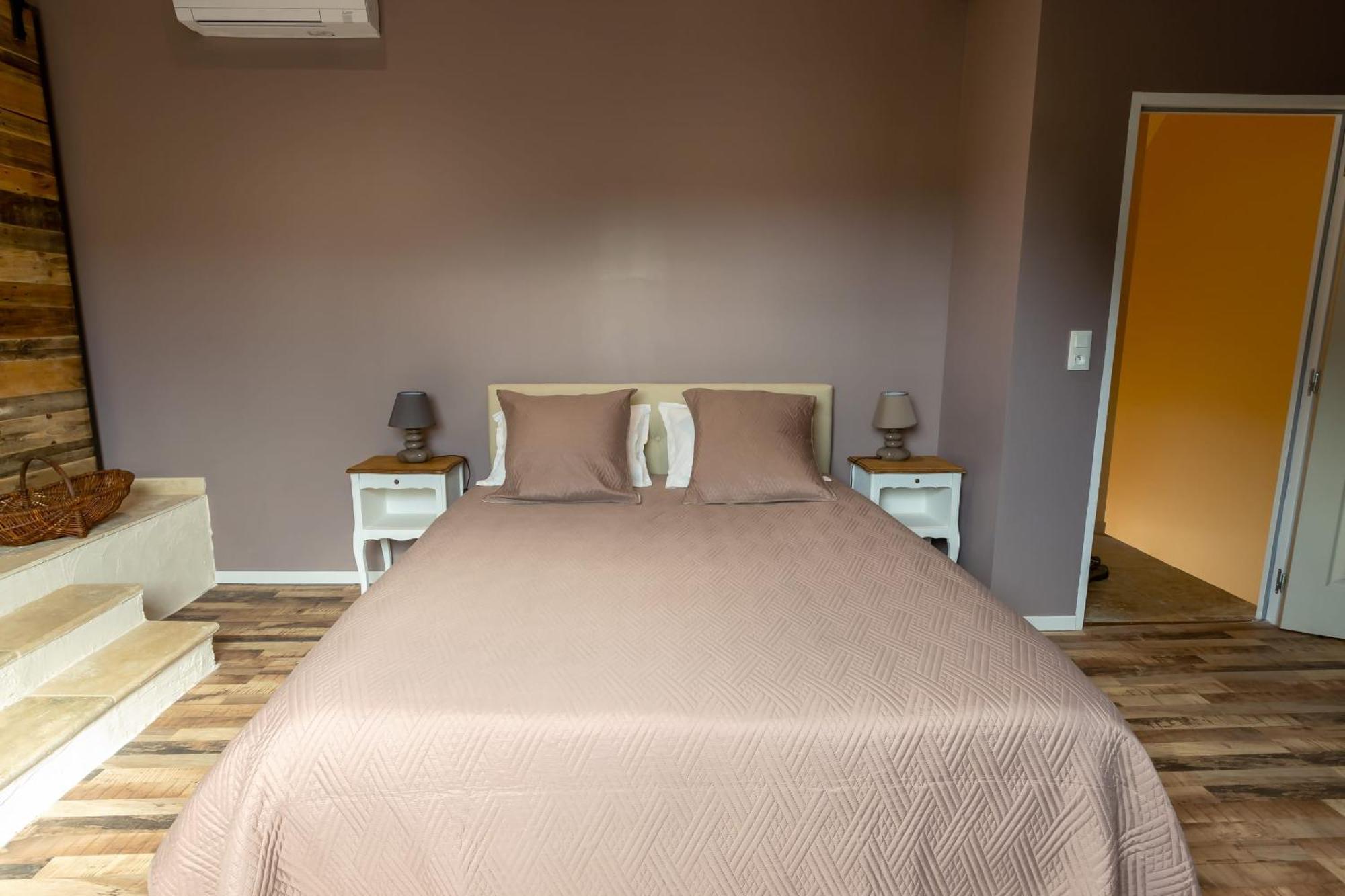 Bed and Breakfast Domaine des grands chênes à Preveranges Extérieur photo